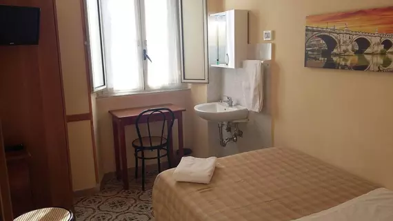 Hotel Cathrine | Lazio - Roma (ve civarı) - Roma Kent Merkezi - Rione XVIII Castro Pretorio