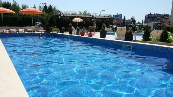 Menada Sea Regal Apartment | Burgaz - Sunny Beach