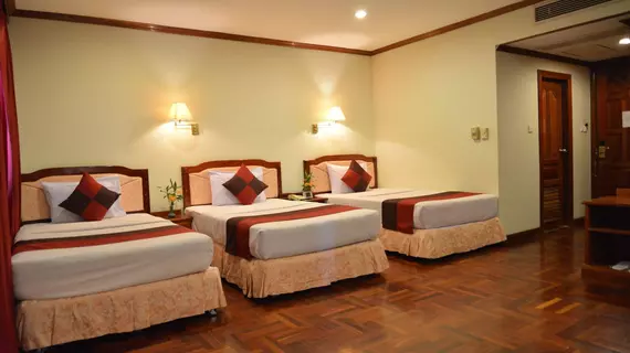 Angkor Hotel | Siem Reap (ili) - Siem Reap