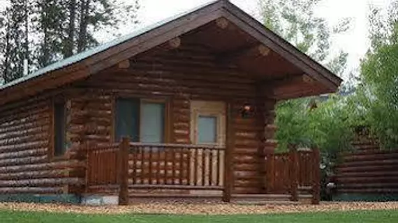 Silverwolf Log Chalet Resort | Montana - Whitefish (ve civarı) - Coram