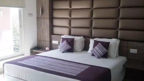 Hotel Chaupal | Haryana - Gurugram (ve civarı) - Gurugram - Sector 14