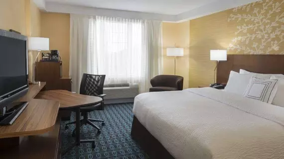 Fairfield Inn and Suites Ottawa Kanata | Ontario - Ottawa (ve civarı) - Ottawa