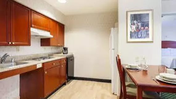 Homewood Suites by Hilton Sacramento/Roseville | Kaliforniya - Sacramento (ve civarı) - Roseville