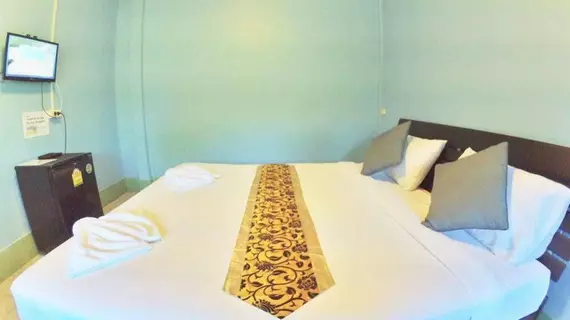 Marina Hut Guest House | Krabi İli - Ko Lanta