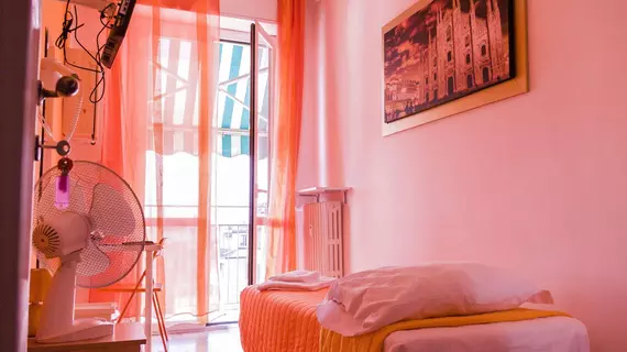 B&B by Max | Lombardy - Milano (ve civarı) - Milano - Merkez İstasyonu