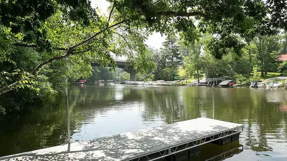 Log Gables - Lake Front | Wisconsin - Wisconsin Dells (Wisconsin Vadileri) (ve civarı) - Wisconsin Dells - Delton Gölü