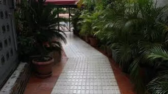 Hostal Plaza Yu | Peravia (il) - Santo Domingo (ve civarı) - Santo Domingo - Malecon - Gascue