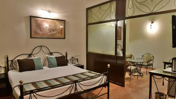 Jullundur Hotel | Pencap - Chandigarh (ve civarı) - Chandigarh