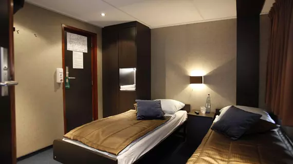 Hotelships Holland | Kuzey Ren-Westfalia - Düsseldorf (ve civarı) - Düsseldorf - Hafen