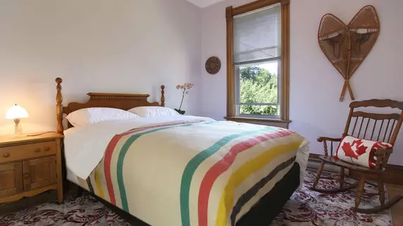 Markdale Manor Bed and Breakfast | Ontario - Owen Sound (ve civarı) - West Grey