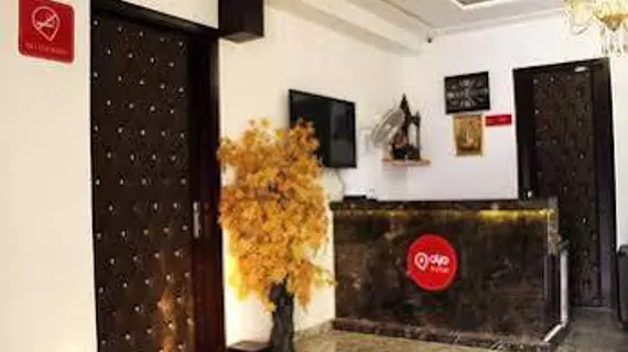 OYO Rooms Pitampura Rani Bagh | Batı Delhi - Ulusal Eyalet Başkenti Delhi - Delhi (ve civarı) - Yeni Delhi