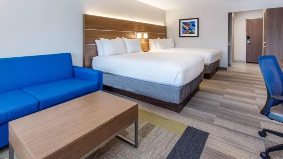 Holiday Inn Express and Suites Rice Lake | Wisconsin - Rice Lake (ve civarı) - Rice Lake