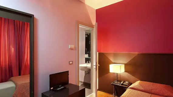 Hotel Leonardo Da Vinci | Toskana - Floransa (il) - Floransa - Porta al Prato - Santa Maria Novella