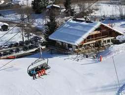 Hôtel Restaurant U'Fredy | Auvergne-Rhone-Alpes - Haute-Savoie (bölge) - La Clusaz