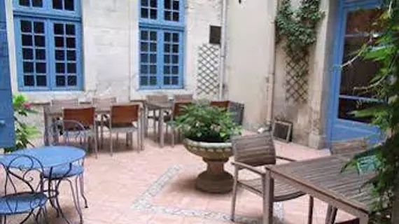 Hotel Saint Trophime | Provence - Alpes - Cote d'Azur - Bouches-du-Rhone (bölge) - Arles (ve civarı) - Arles - Arles Kent Merkezi