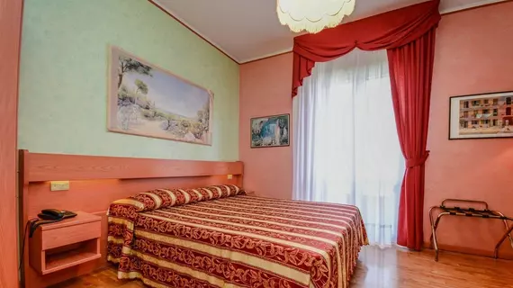 Hotel Benaco a Sirmione | Lombardy - Brescia (il) - Sirmione