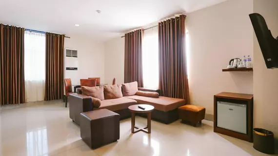 Grand Celino Hotel | Makassar