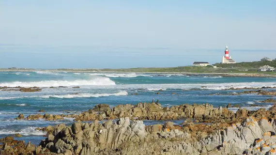 Beachcombers Bed & Breakfast | Western Cape (il) - Overberg District Municipality - Cape Agulhas - Agulhas