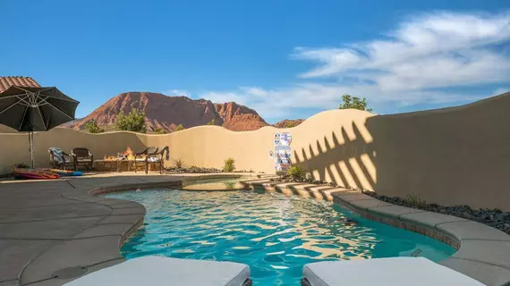 Utah's Best Vacation Rentals - Paradise Village at Zion | Utah - St. George (ve civarı) - Santa Clara