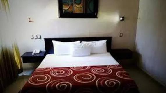 Hotel Madrid Tuxtla | Chiapas - Tuxtla Gutierrez (ve civarı) - Tuxtla Gutierrez