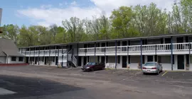 The Dalles House Motel | Wisconsin - Hudson (ve civarı) - St Croix Falls