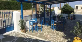 Blue Dolphin Studios and Apartment | Attica - Aegina