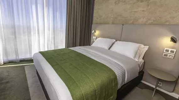 Holiday Inn Algiers Cheraga Tower | Algiers