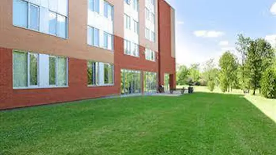 Sheridan College Residence | Ontario - Toronto (ve civarı) - Brampton - Fletchers Creek Güney