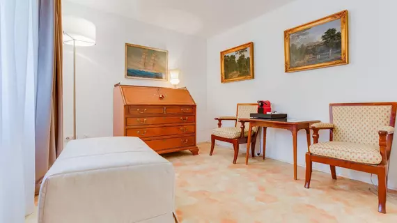 Art Hotel Palma | Balearic Adaları - Mayorka Adası - Palma de Mallorca - Tarihi Şehir Merkezi