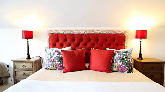 Ashbourne House Guest House | Western Cape (il) - West Coast DC - Drakenstein - Cape Town (ve civarı) - Franschhoek