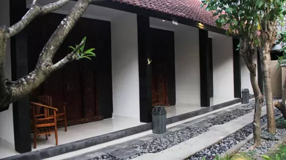 Legian Mas Beach Inn | Bali - Kuta - Legian Kent Merkezi