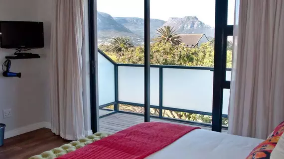 Somersby Guest House | Western Cape (il) - West Coast DC - Drakenstein - Cape Town (ve civarı) - Cape Town - Hout Bay