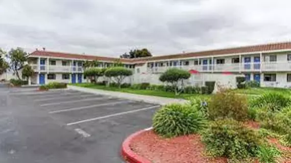 Motel 6 Salinas North - Monterey Area | Kaliforniya - Monterey (ve civarı) - Salinas