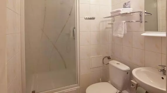 Start Hotel Aramis | Mazovya Voyvodalığı - Varşova (ve civarı) - Mokotow