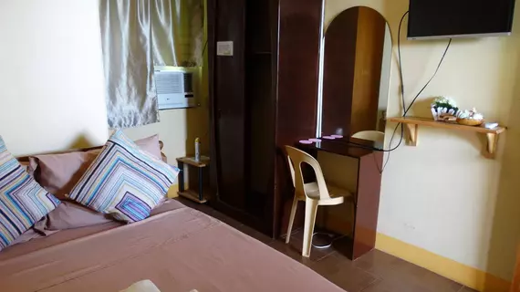 Royal Paradise Guesthouse | Bohol - Panglao