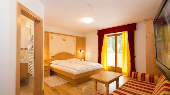 Hotel Weiher | Trentino-Alto Adige - Güney Tirol (il) - Pfalzen