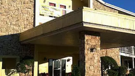 Oaktree Inn and Suites | Oklahoma - Oklahoma City (ve civarı) - Oklahoma