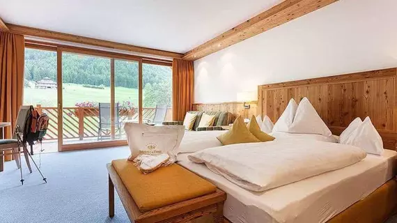 Hotel Chalet Tianes | Trentino-Alto Adige - Güney Tirol (il) - Castelrotto