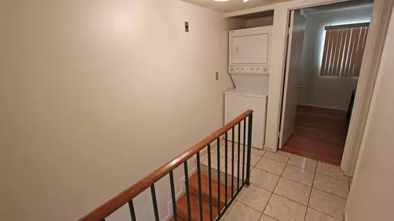 Affordable Cozy Town House in Glendale | Kaliforniya - Los Angeles County - Burbank