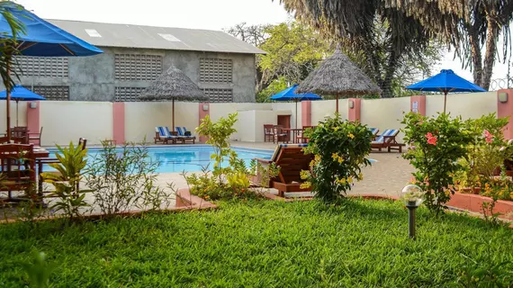 PrideInn Express Diani | Kwale İlçesi - Mombasa (ve civarı) - Diani Plajı