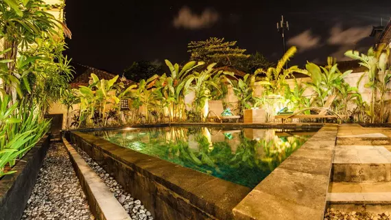 Lucky's Guest House | Bali - Kuta - Kuta Merkezi