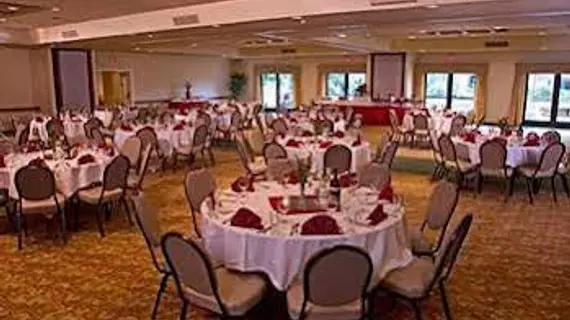 Monarch Hotel & Conference Center | Oregon - Portland (ve civarı) - Clackamas