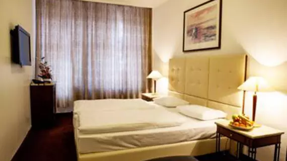 Hotel Prens Berlin | Berlin (ve civarı) - Friedrichshain-Kreuzberg - Kreuzberg