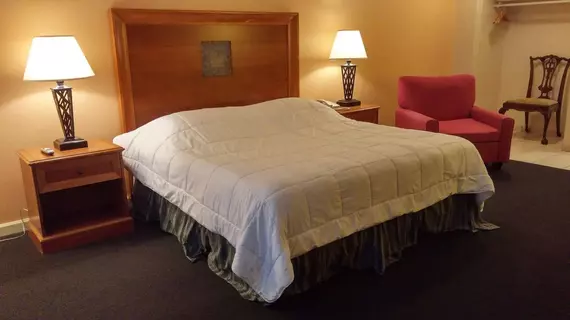 Grays Harbor Inn & Suites | Washington - Aberdeen (ve civarı) - Aberdeen