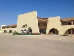 Hometown Inn & Suites | Oklahoma - Elk City (ve civarı) - Elk City