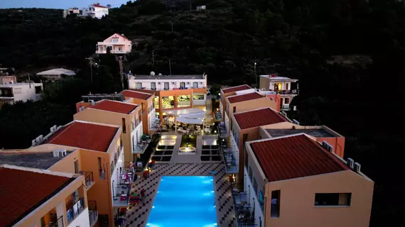 Sunrise Hotel | Girit Adası - Hanya (bölge) - Platanias