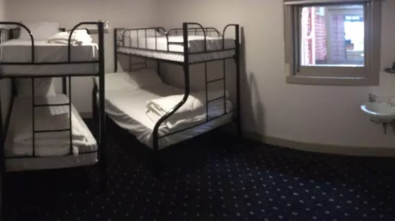 Rooms at Carbonis | Victoria - Ballarat - Ballarat East