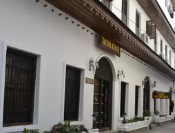 Tausi Palace Hotel