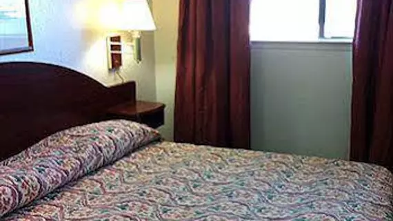 Oaktree Inn and Suites | Oklahoma - Oklahoma City (ve civarı) - Oklahoma