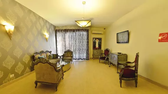 Gem92 Hotel | Batı Delhi - Ulusal Eyalet Başkenti Delhi - Delhi (ve civarı) - Yeni Delhi - Nehru Semti